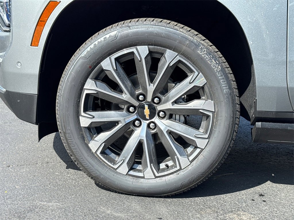2026 Chevrolet Tahoe High Country photo 4