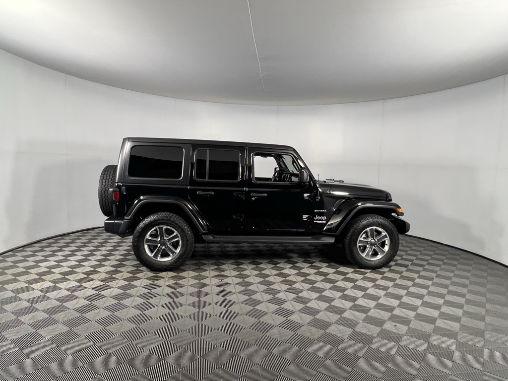 2020 Jeep Wrangler Unlimited Sahara photo 3