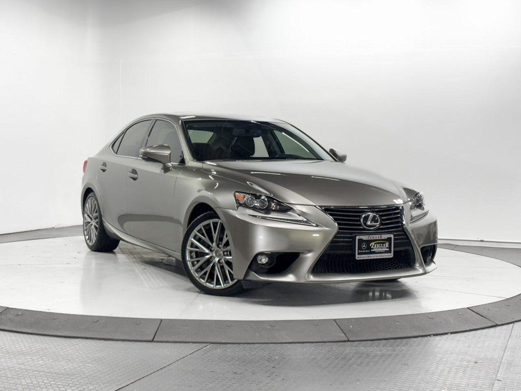 2016 Lexus IS 300