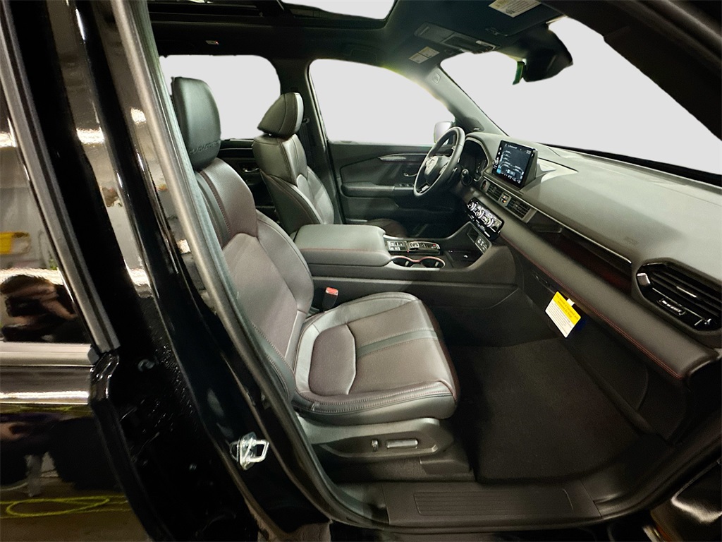 2025 Honda Pilot Black Edition photo 29
