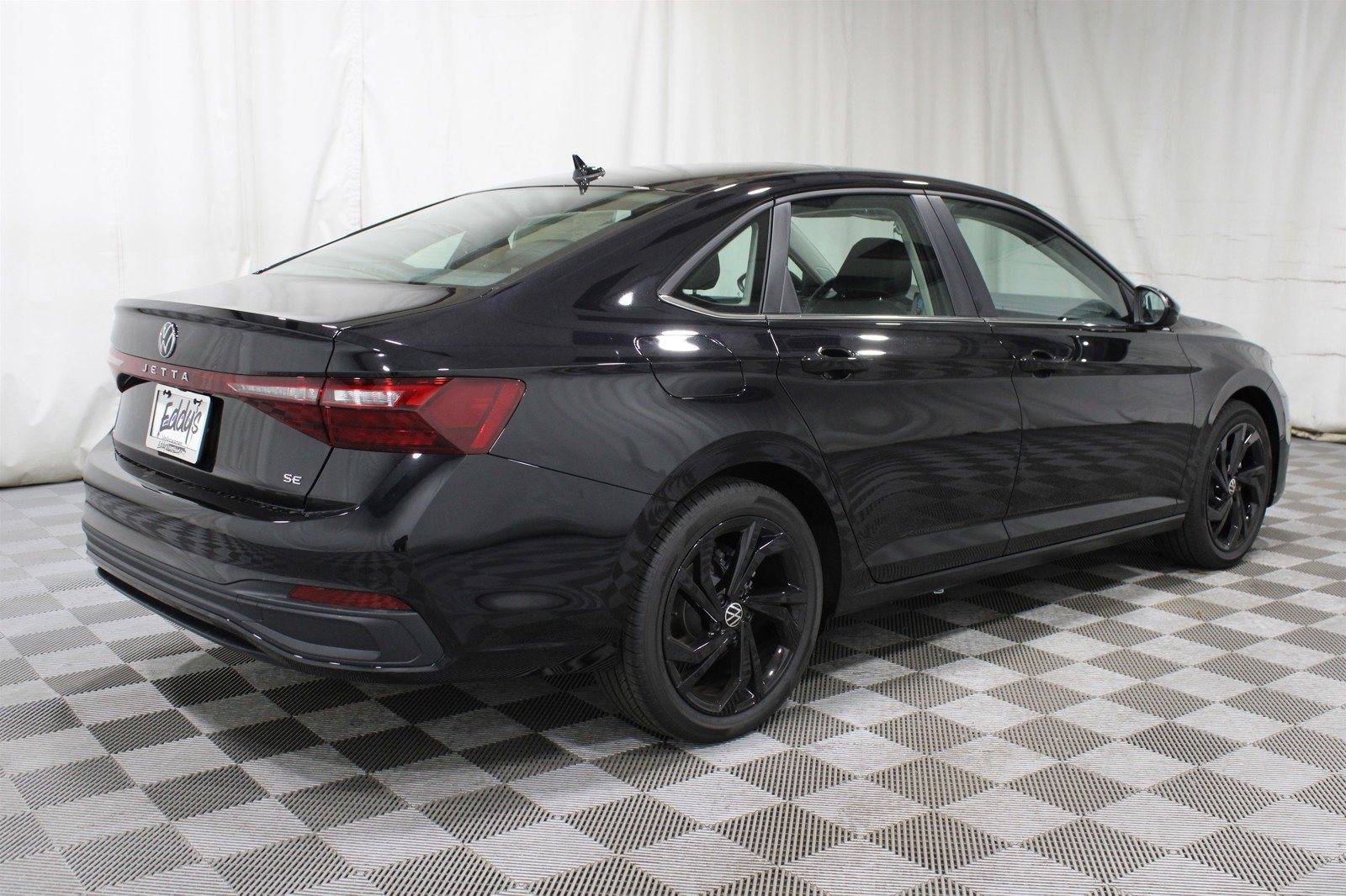 New 2025 Volkswagen Jetta SE 4dr Car in Wichita, KS area W68756 Eddy