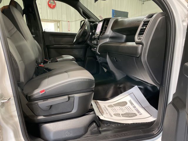 2025 Ram 2500 Tradesman photo 29