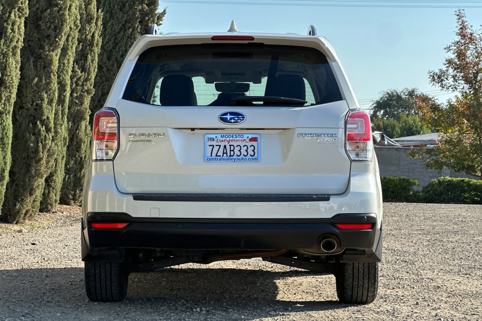2017 Subaru Forester Limited photo 4