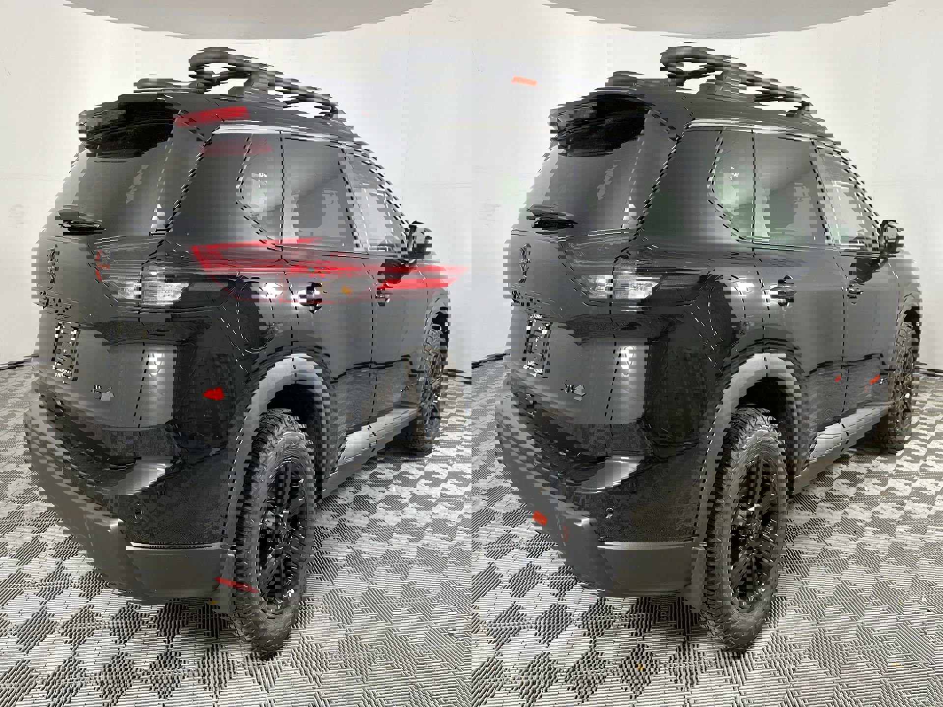 2025 Nissan Rogue SV photo 2