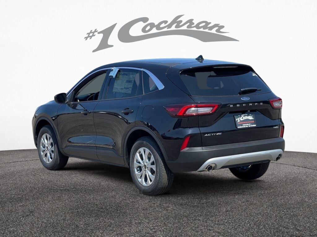 2025 Ford Escape Active photo 4