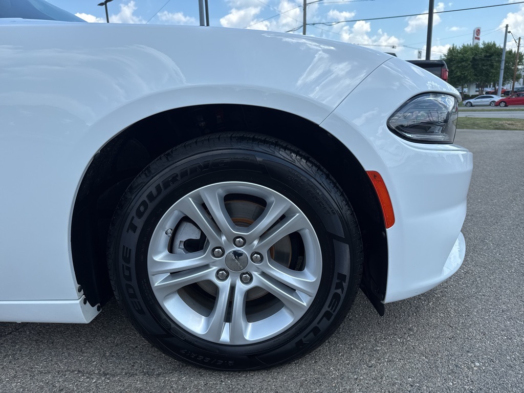 2023 Dodge Charger SXT photo 7