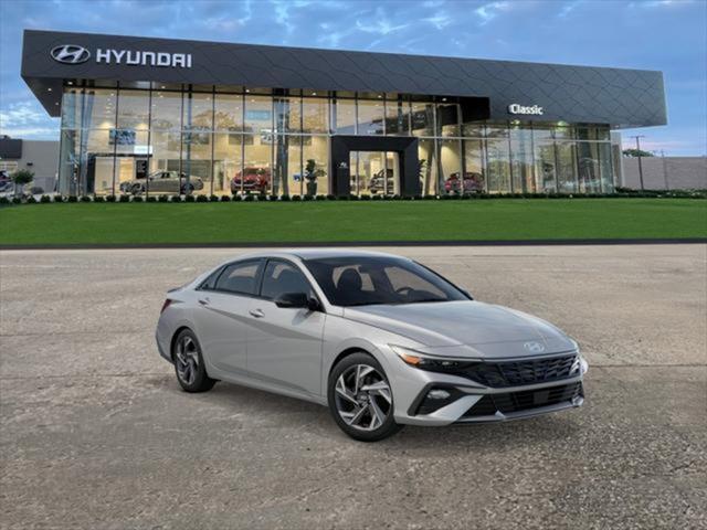 2025 Hyundai Elantra SEL Sport photo 2