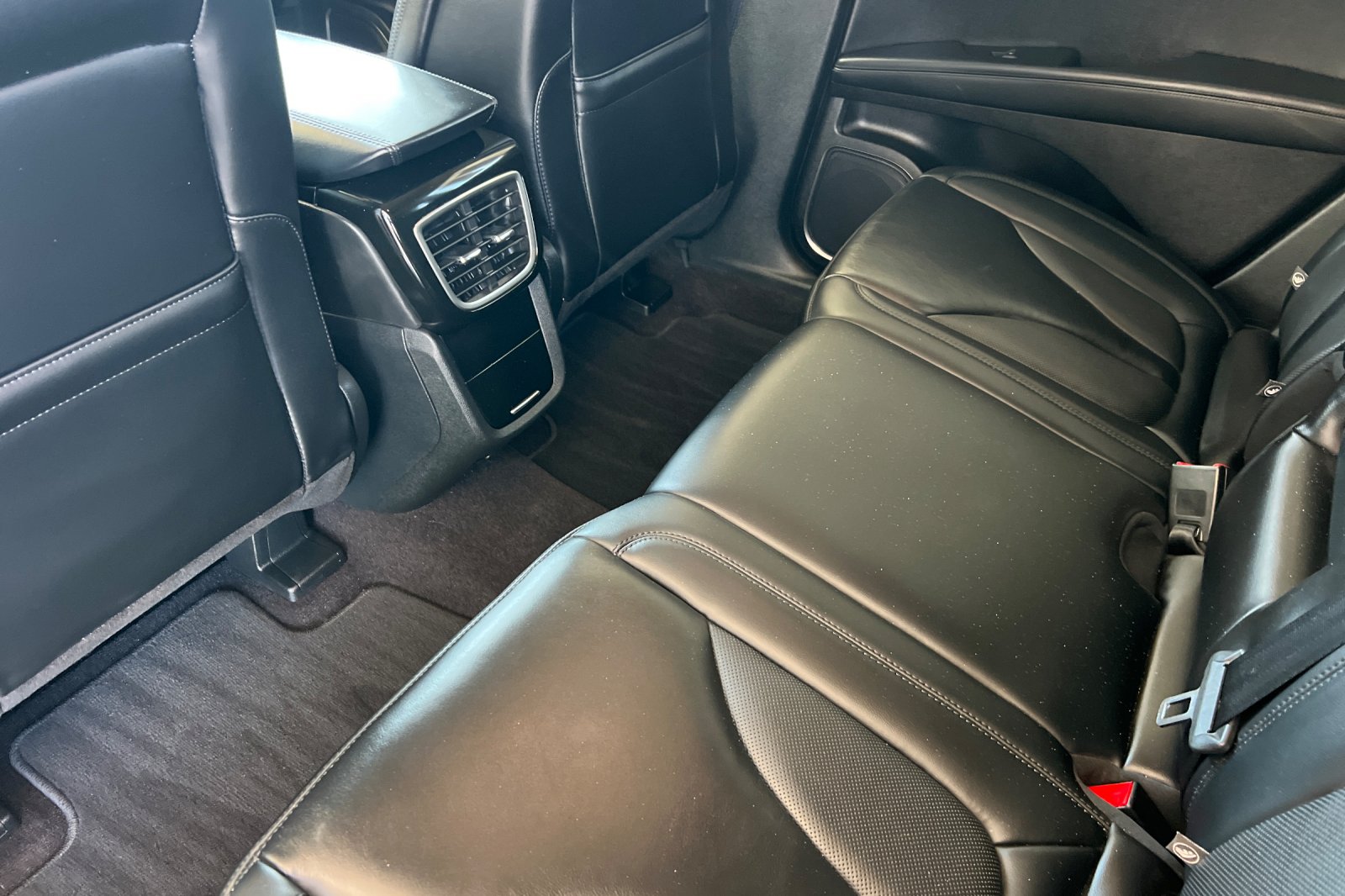 2021 Lincoln Nautilus Standard photo 12