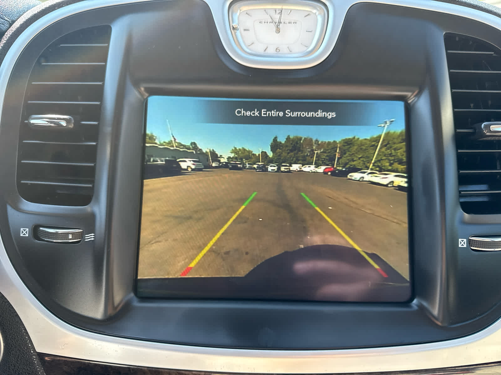2022 Chrysler 300 Touring L photo 22