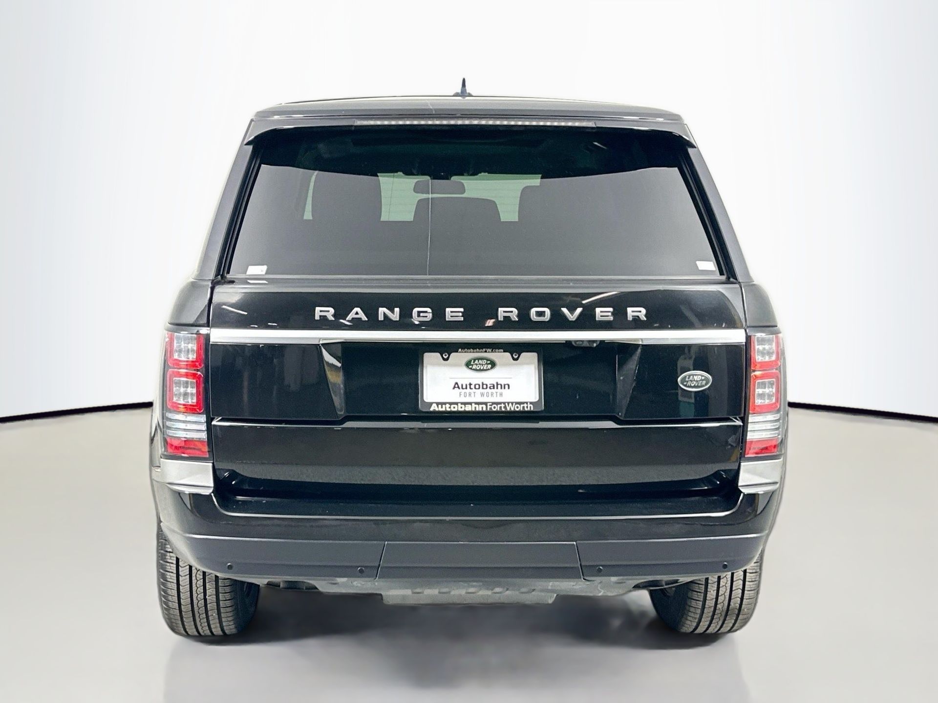 2016 Land Rover Range Rover Base photo 2