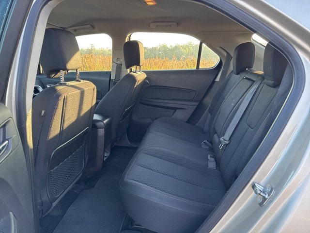2015 Chevrolet Equinox LS photo 8
