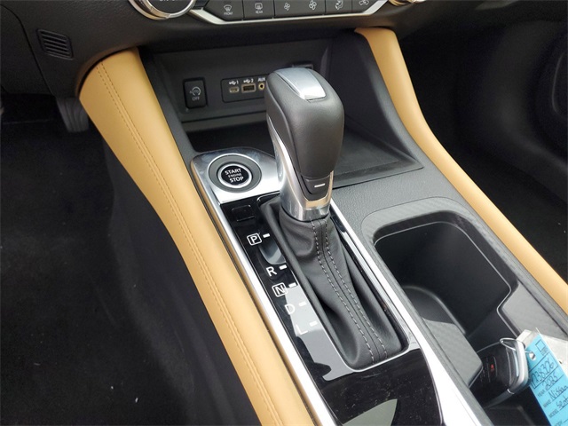 2025 Nissan Sentra SV photo 18