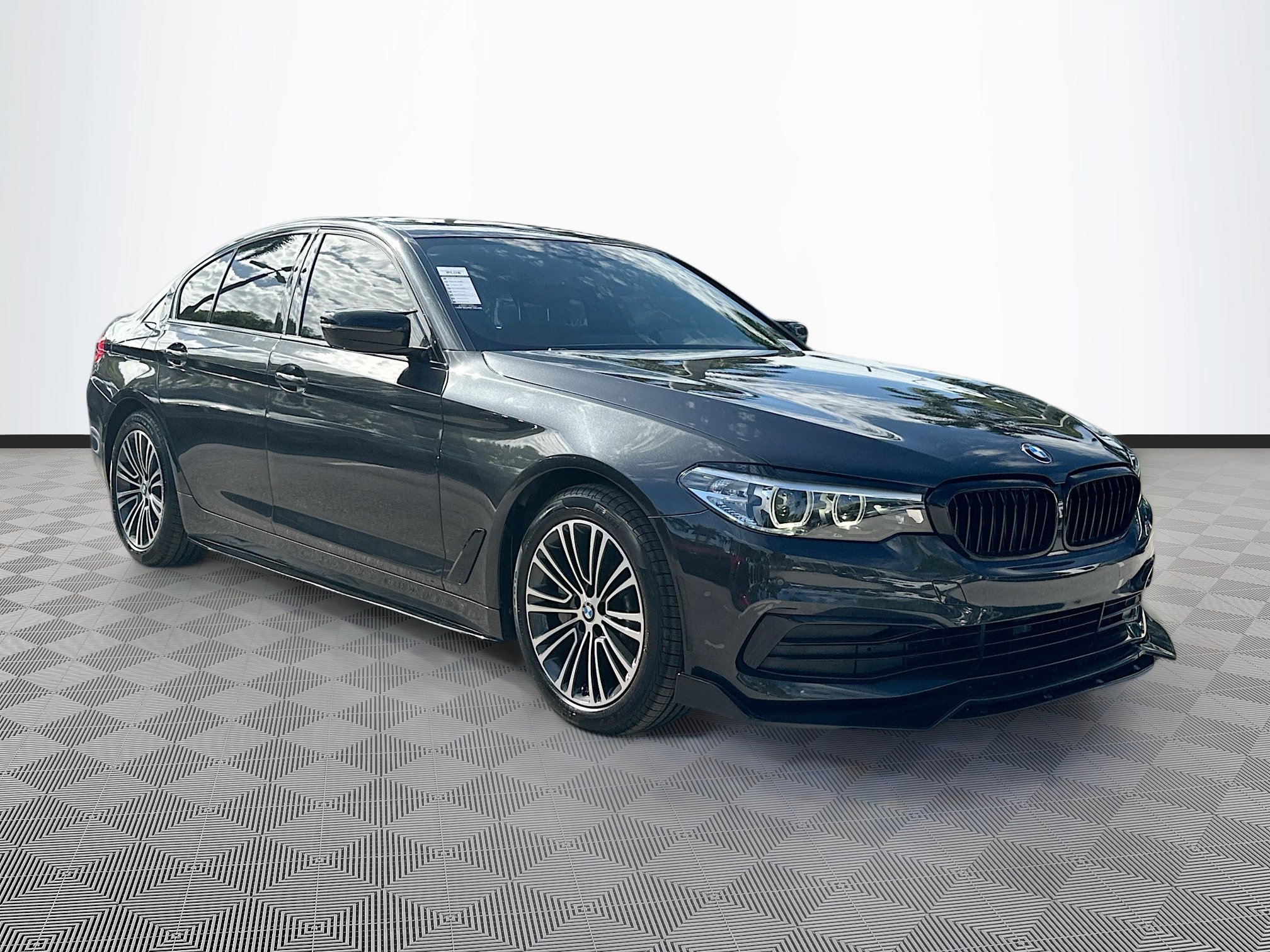 2019 BMW 5 Series 530i
