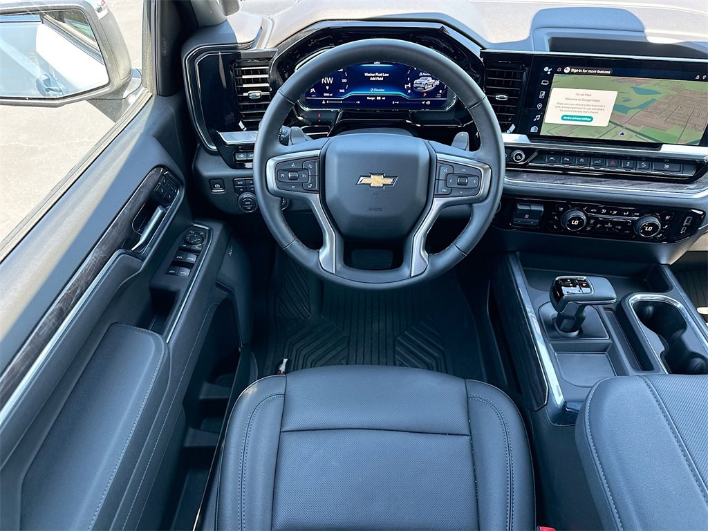 2025 Chevrolet Silverado 1500 LTZ photo 15