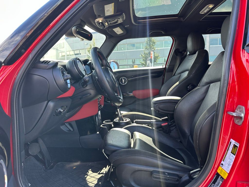 2019 Mini Cooper 4 Door Hardtop Signature photo 12
