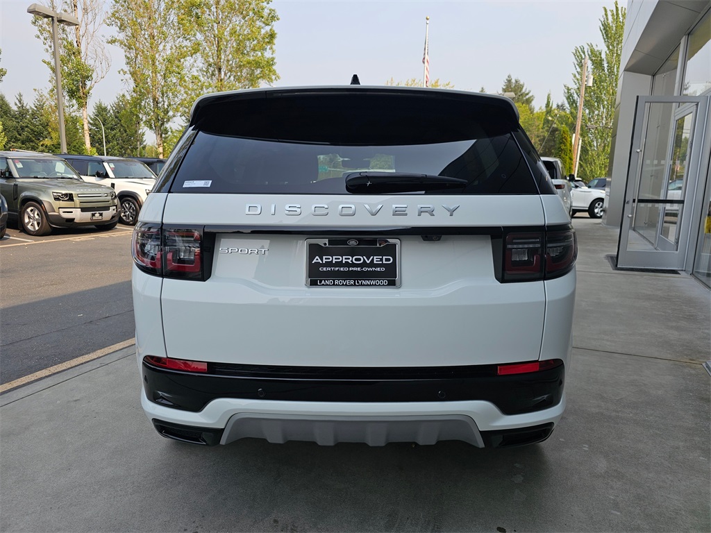 2025 Land Rover Discovery Sport S photo 6