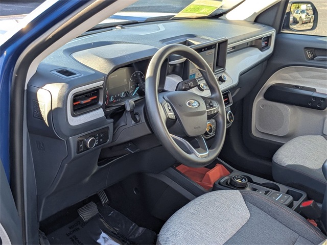 2024 Ford Maverick XLT photo 2