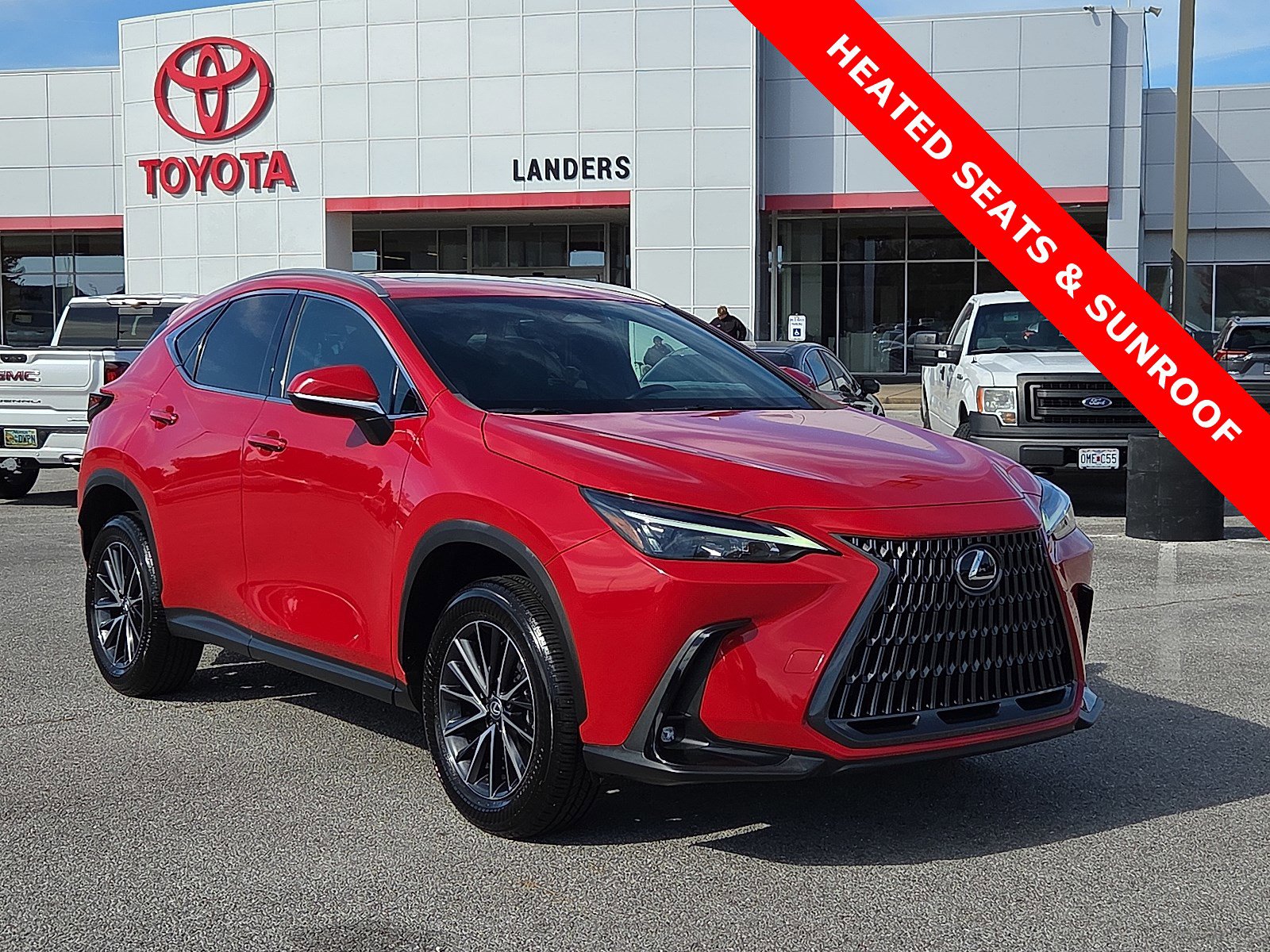 2024 Lexus NX 250's photo