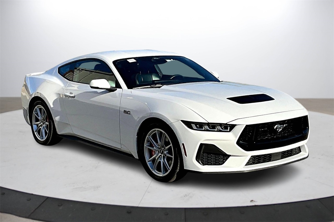 2024 Ford Mustang GT Premium's photo