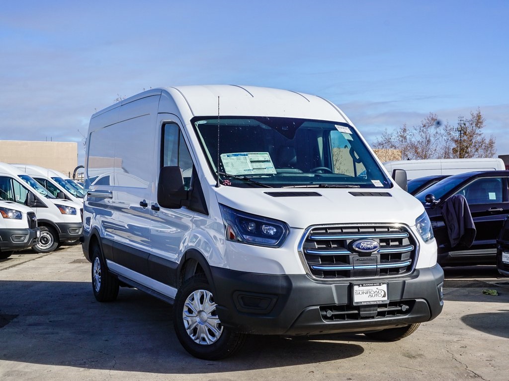 2024 Ford E-Transit Cargo Van Base's photo