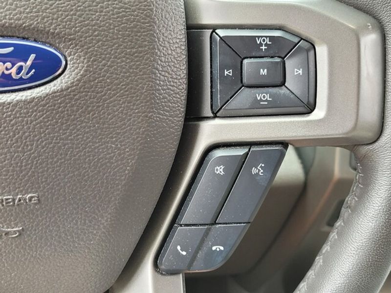 2021 Ford Expedition XLT photo 22