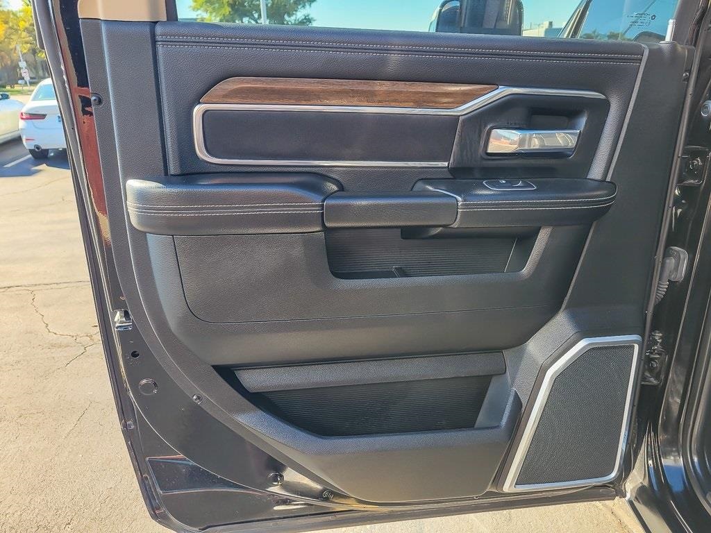 2022 RAM 2500 - Image 17
