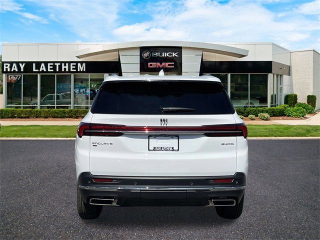 2026 Buick Enclave Preferred photo 3