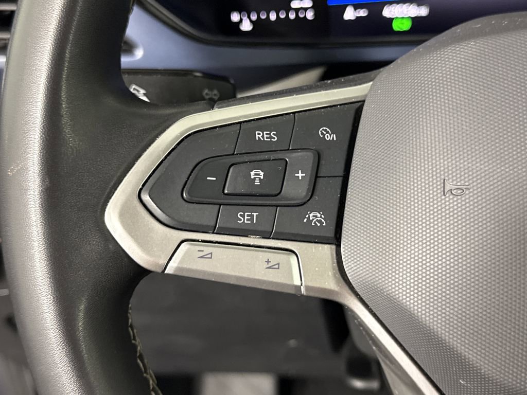 2024 Volkswagen Taos SE photo 19