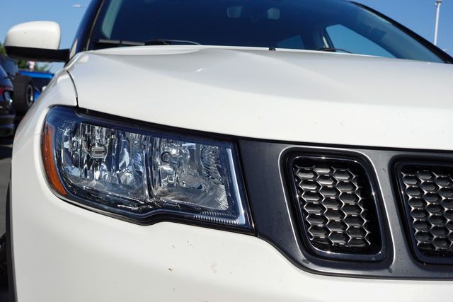 2019 Jeep Compass Altitude photo 2