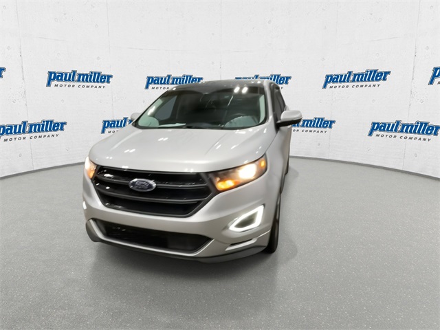 2016 Ford Edge Sport photo 4