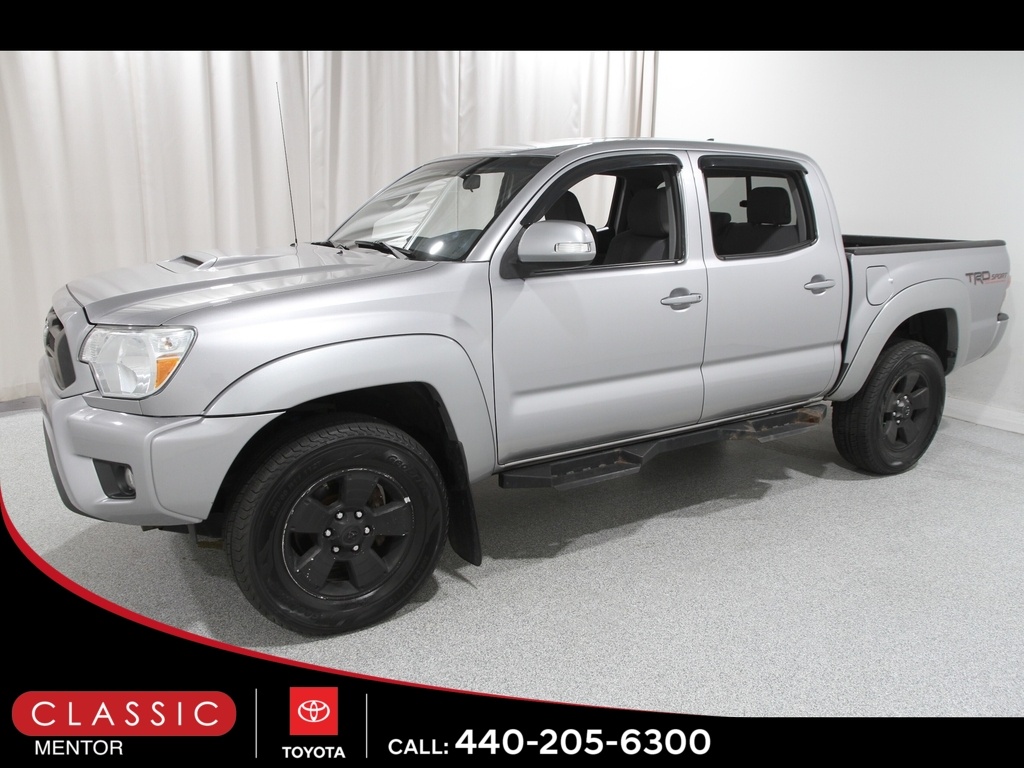 2015 Toyota Tacoma V6 photo 3