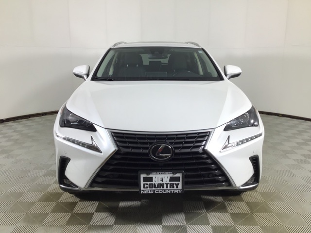 2020 Lexus NX 300 photo 2