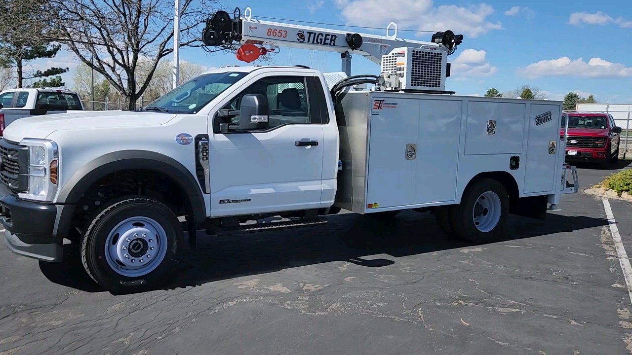 2024 Ford F-600 photo 5