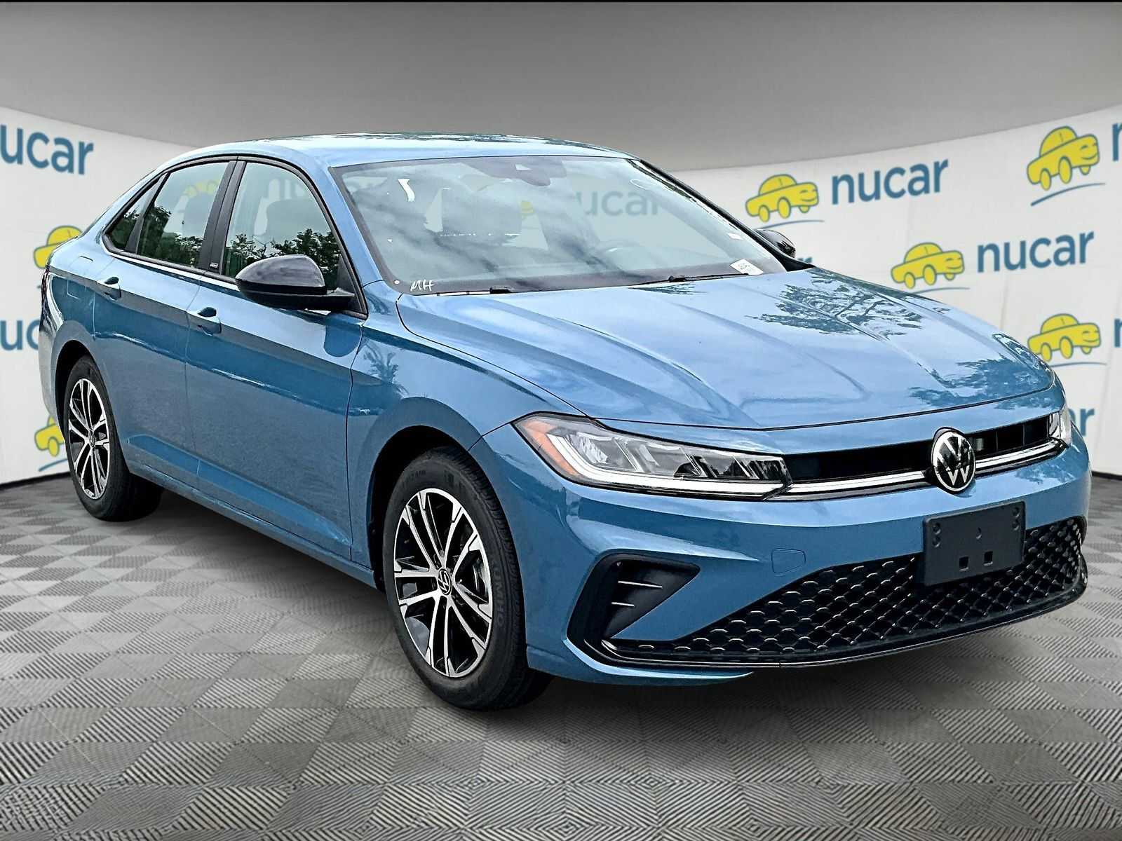 2025 Volkswagen Jetta Sport's photo