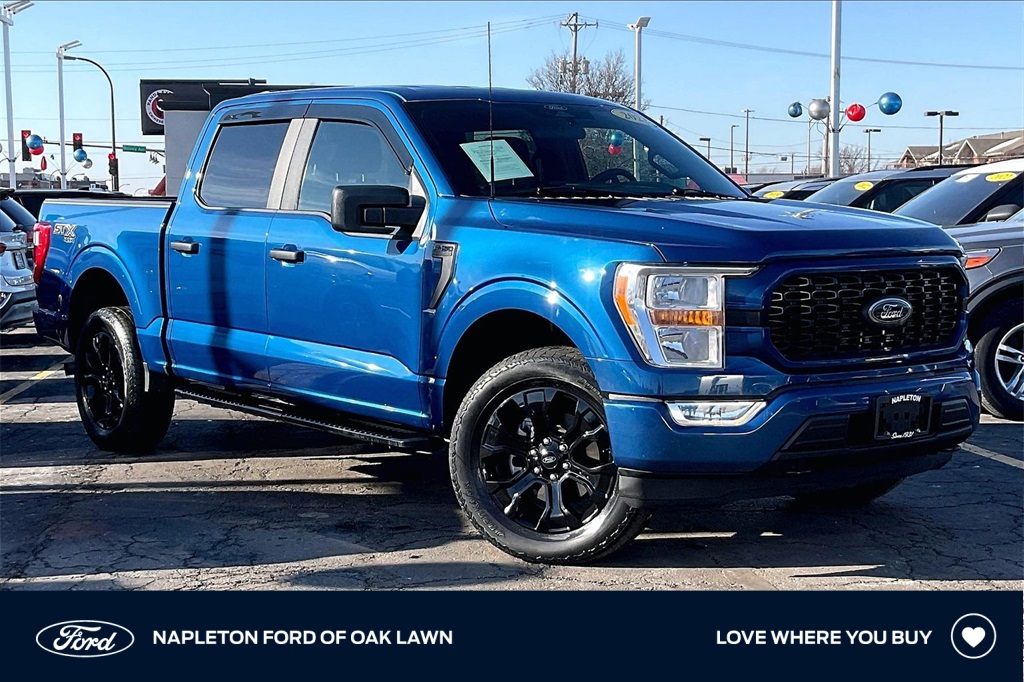 2022 Ford F-150 XL's photo