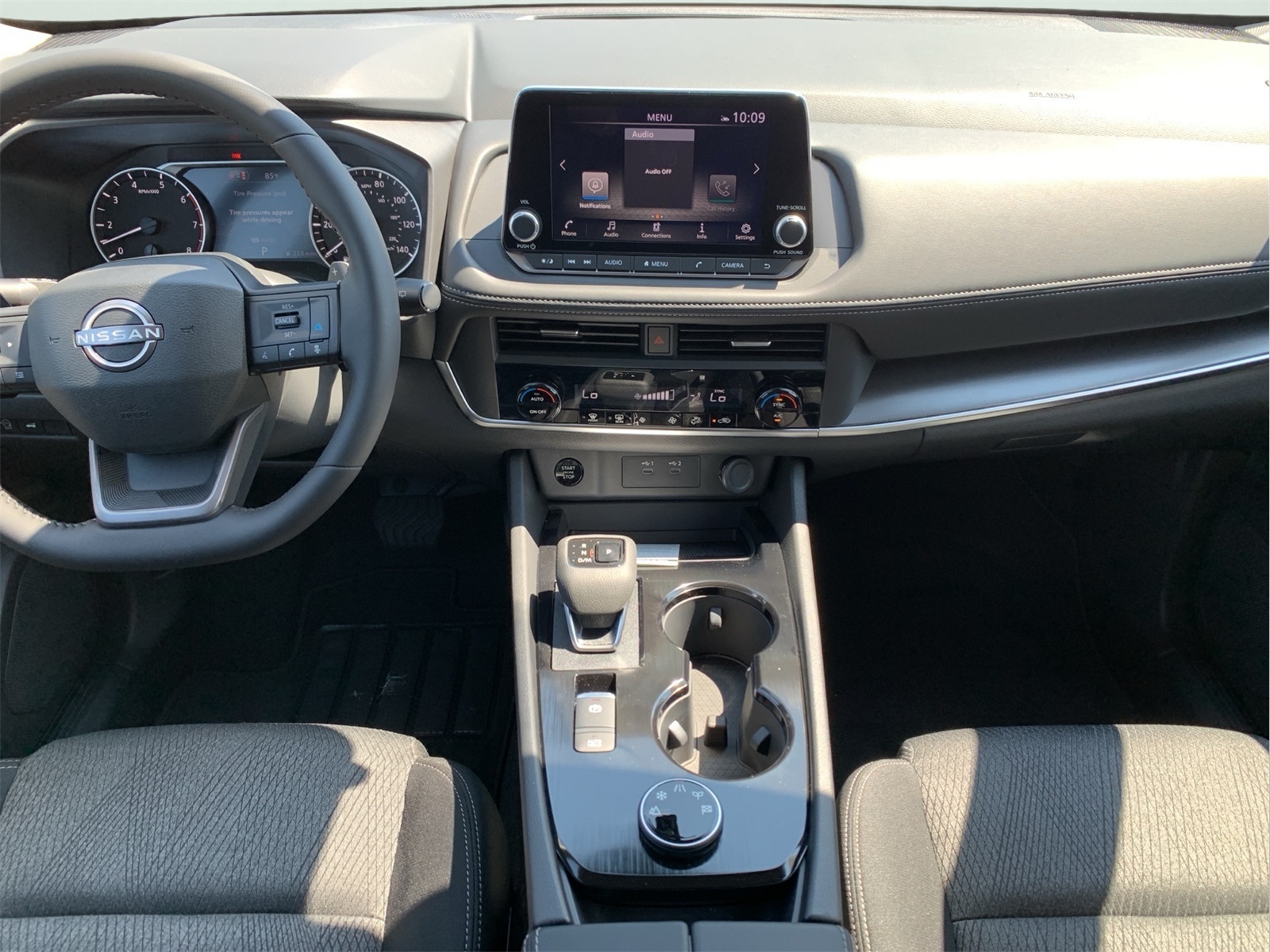 2026 Nissan Rogue SV photo 26