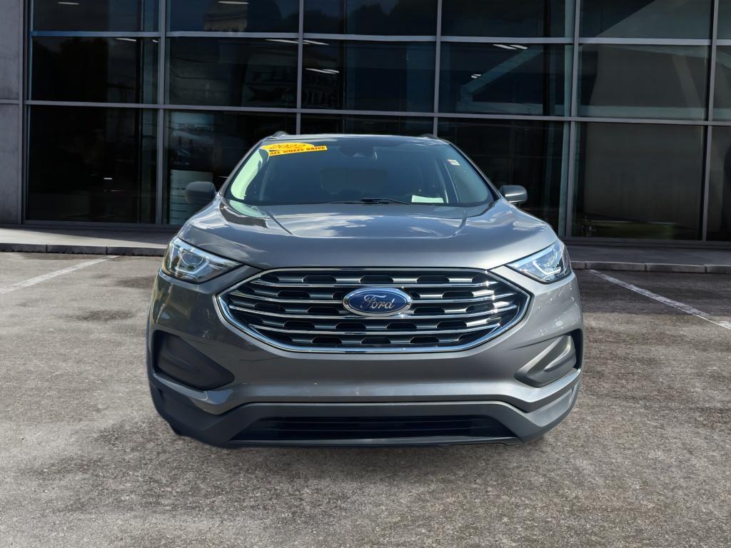 2022 Ford Edge SE photo 2
