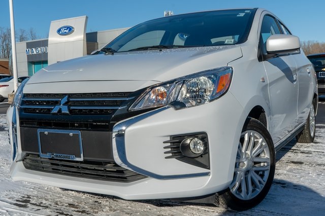 2024 Mitsubishi Mirage G4 LE's photo