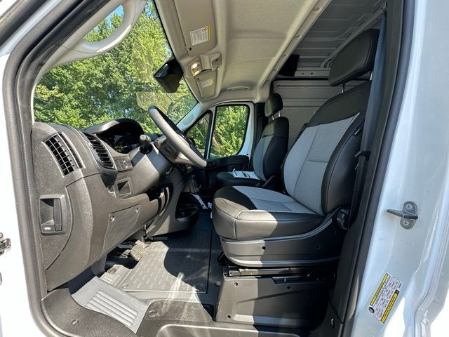 2025 Ram ProMaster 2500 Cargo Van photo 24