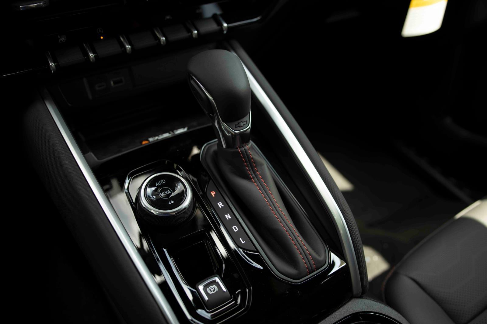 2026 Chevrolet Colorado Z71 photo 18