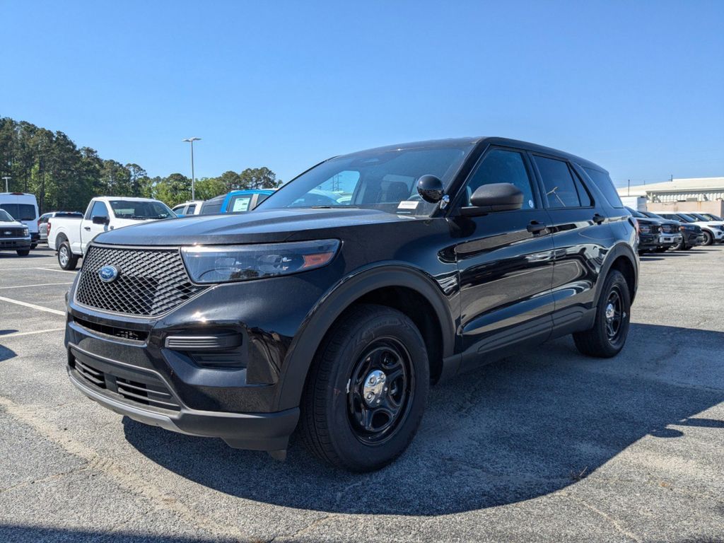 2025 Ford Explorer photo 6