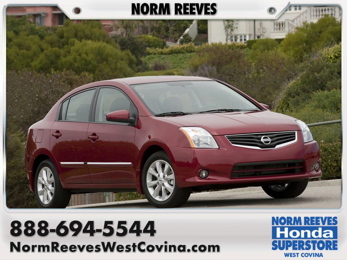 2011 Nissan Sentra SL's photo