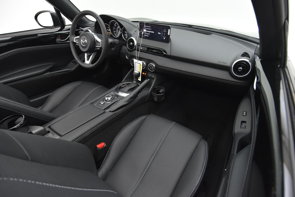 2025 Mazda MX-5 Miata Miata Grand Touring photo 26