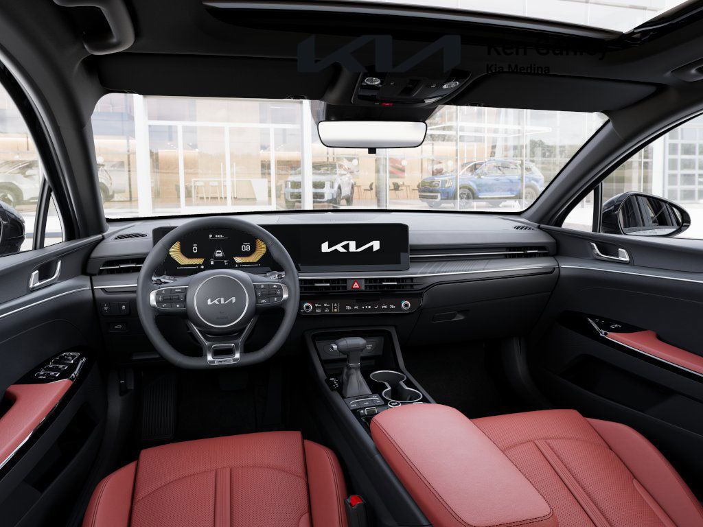 2026 Kia K5 GT-Line photo 12