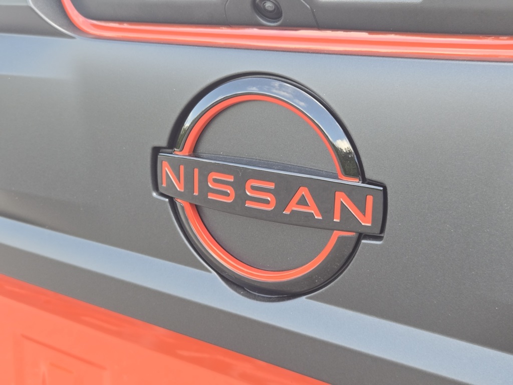 2025 Nissan Frontier PRO-4X photo 32