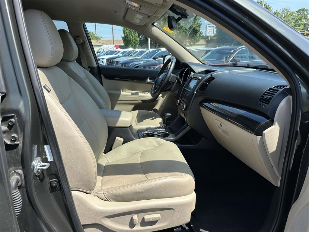 2012 Kia Sorento EX photo 10