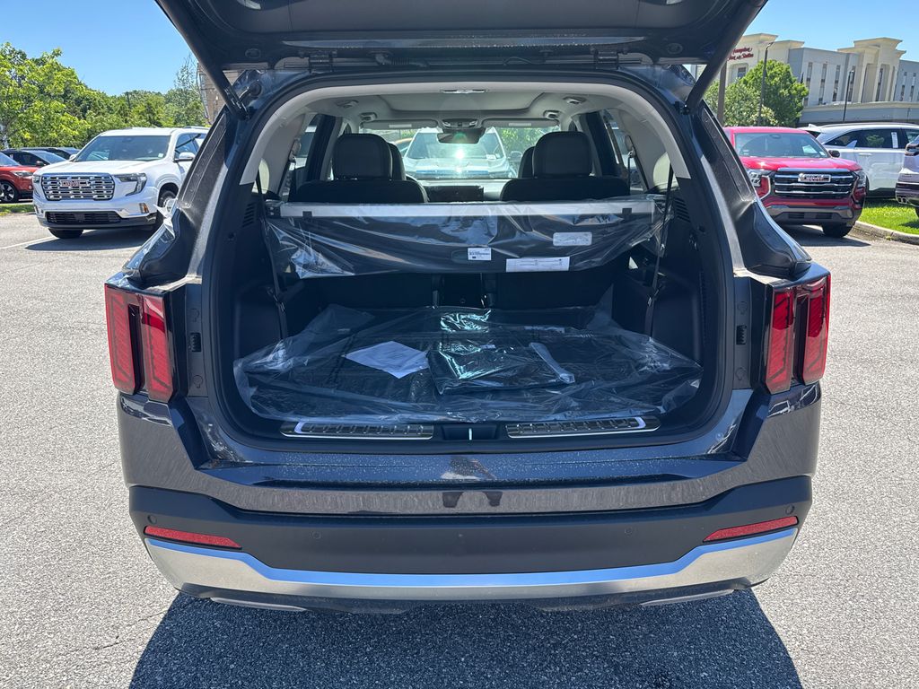 2025 Kia Sorento EX photo 17