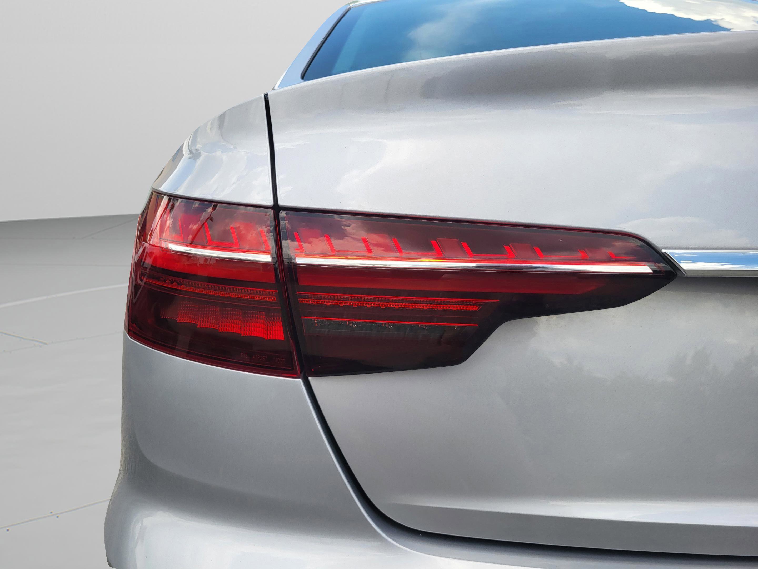 2023 Audi A4 40 Premium photo 18