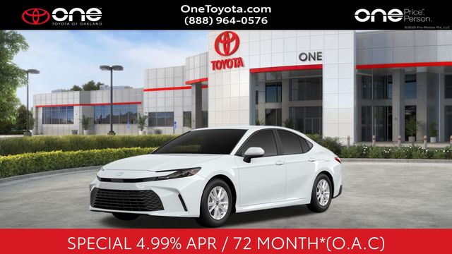 2026 Toyota Camry LE's photo