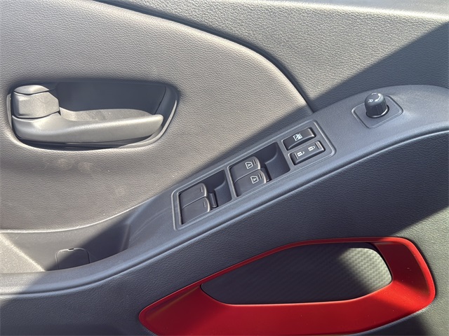 2026 Nissan Frontier PRO-4X photo 4